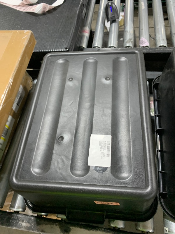 Photo 1 of FSE PLBT007B Bus Box, 1-Compartment, 20-1/2" x 15-1/2" x 7" deep, Integrated Handles, Stackable, high-Density polyethylene, Black, NSF