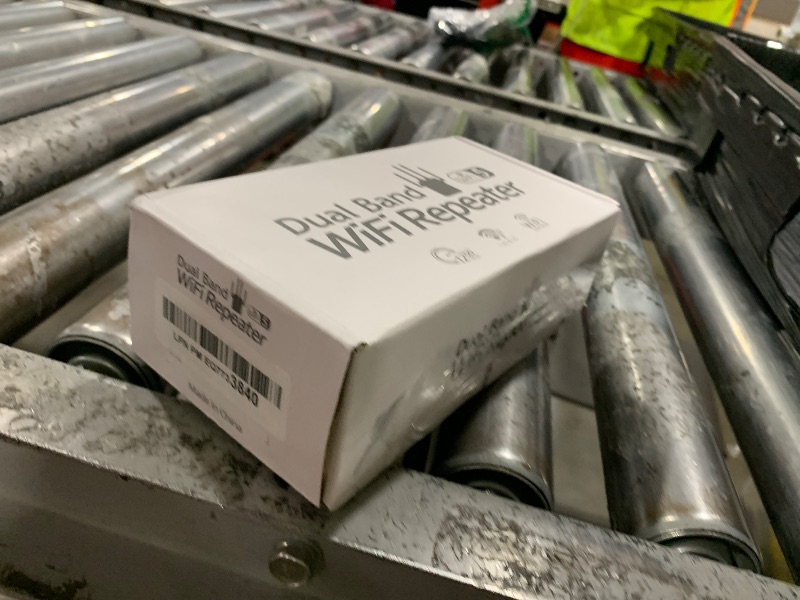 Photo 1 of 2025 WiFi Extender -Easy Setup