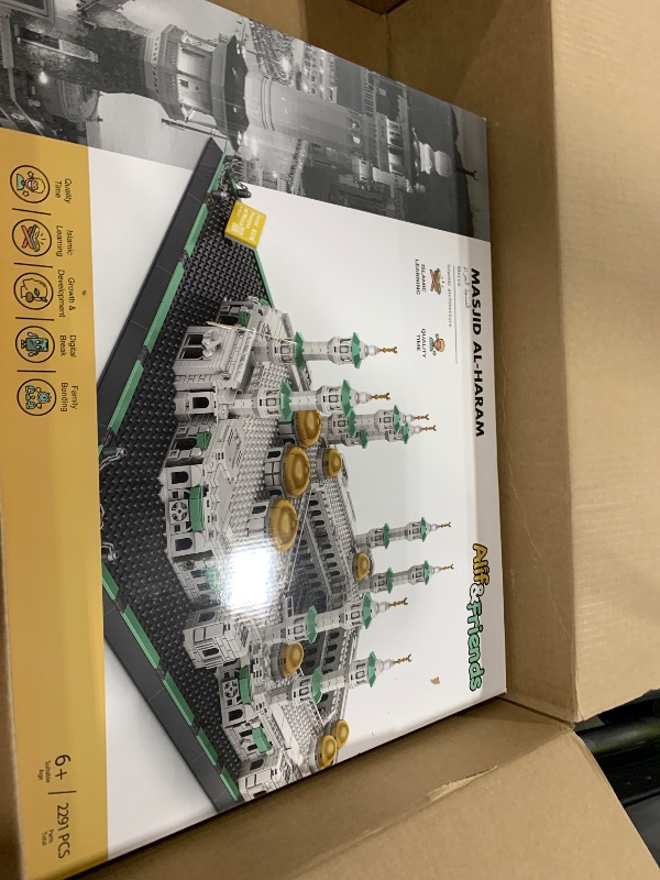 Photo 1 of Alif and Friends Masjid Al Haram Building Blocks Set - 2000+ Pcs Perfect Eid Gifts for Kids, Islamic Gifts - Grand Mosque of Mecca Islamic Toys for Kids