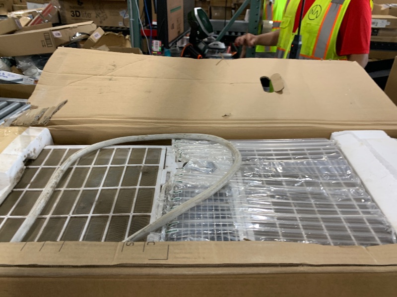 Photo 1 of portable air conditioner 