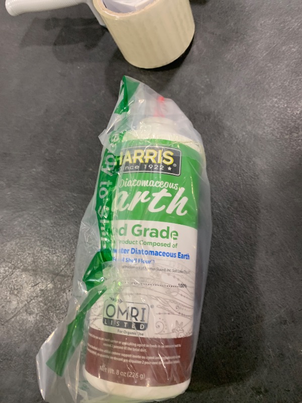 Photo 1 of HARRIS Diatomaceous Earth Food Grade, Half Pound with Easy Application Puffer Tip