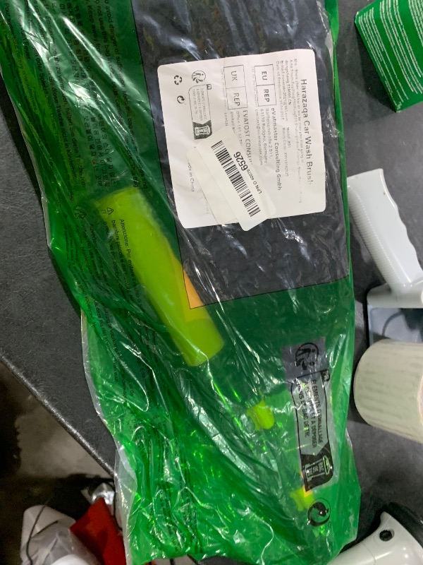 Photo 1 of 15° Curved Car Cleaning Brush with Telescopic Handle 43" Aluminum Alloy Long Rod Wash Mop For Washing Caravan Van Truck Boat RV Roof Soft Chenille Head Duster Clean Product Not Hurt Paint Scratch Free