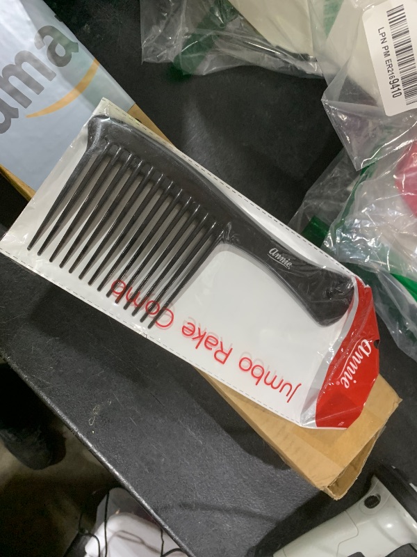 Photo 1 of big comb 