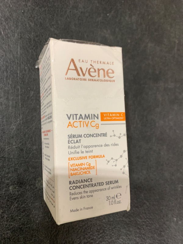 Photo 1 of Avène Hyaluron ACTIV B3 Concentrated Plumping Serum, Light-weight hydrating serum, powered by Niacinamide + Pure Hyaluronic Acid, Firms & Plumps the skin for a healthy complexion 1 oz