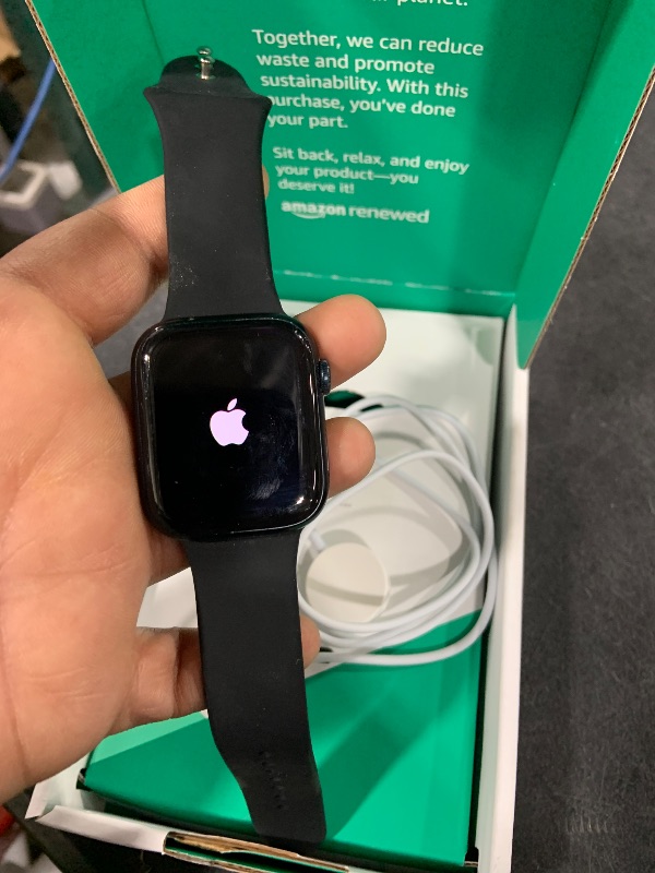 Photo 1 of Apple Watch Series 8 (GPS, 45mm) Midnight Aluminum Case with Midnight Sport Band (Renewed Premium)