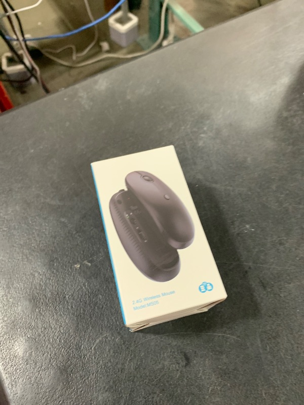 Photo 1 of Type C Wireless Mouse?Vssoplor USB C MacBook Wireless Mouse Dual Mode 2.4G Cordless Mice with Nano USB and Type C Receiver Compatible with PC, Laptop, MacBook and All Type C Devices-Black and Silver