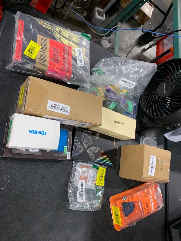Photo 1 of Nellis Variety Box: Small (Include Category if sorted)