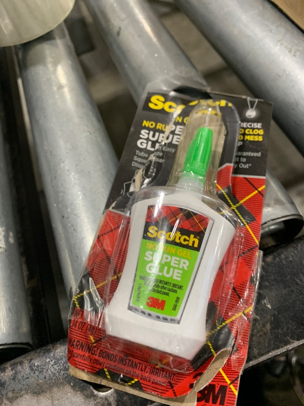 Photo 1 of Scotch Super Glue Gel in Precision Applicator, .14 Ounces (AD125)