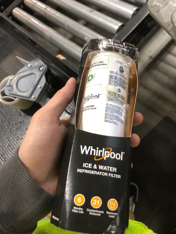 Photo 1 of Whirlpool Refrigerator Ice and Water Filter 4 - WHR4RXD1, Single-Pack, Green