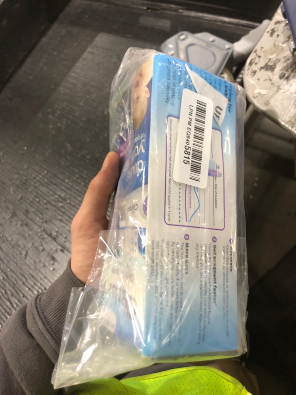 Photo 1 of Clearblue Advanced Digital Ovulation Test Kit, 32 Ct