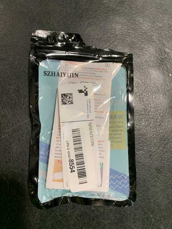 Photo 1 of SZHAIYIJIN SD Card Reader, USB 3.0 Type C High Speed to SD/TF Card Adapter for iPhone 15/16 Pro Max Memory Card Reader with SD MicroSD USB 3 Port for Mac/iPad/MacBook Pro/Air Android Phone Tablet