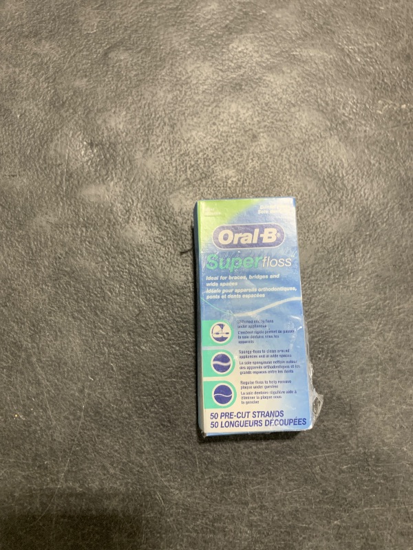 Photo 1 of Oral-B Super Floss Pre-Cut Strands Dental Floss, Mint, 50 Count