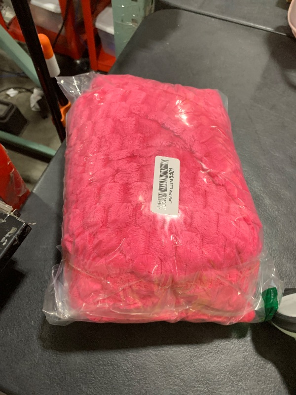 Photo 1 of Puncuntex Hot Pink Throw Blanket 50"×60" inches Gifts for Mom Fuzzy 3D Jacquard Decorative Flannel Fleece Super Soft Plush Cozy Blanket for Couch Sofa Chair Lightweight