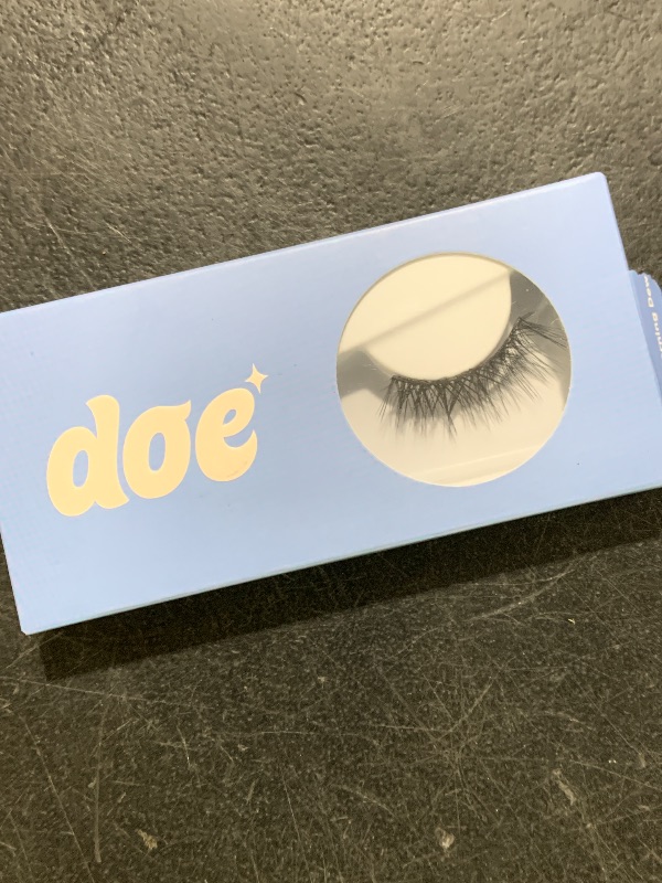 Photo 1 of Morning Dew - Reusable 15 Wears, Natural Looking Vegan False Lashes, Handmade from Korean Silk. Lightweight Cruelty Free Eyelash for Everyday Look - 1 Pair