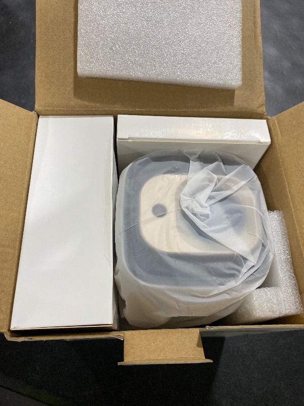 Photo 1 of ?Auto Focus&1080P?Magcubic Mini Smart Projector with 4K Support, Portable Projector with Wifi and Bluetooth, 5W Speaker, Built in Apps, Voice Control, Outdoor Movie Projector