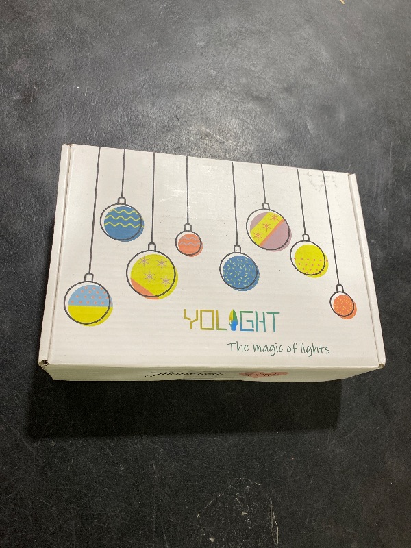 Photo 1 of YOLIGHT Wishing Ball Curtain Lights 200 LED Window Curtain String Lights with Remote, USB Battery Powered Twinkle Globe Fairy Lights for Wedding Party Bedroom Christmas Decoration (Warm White)
