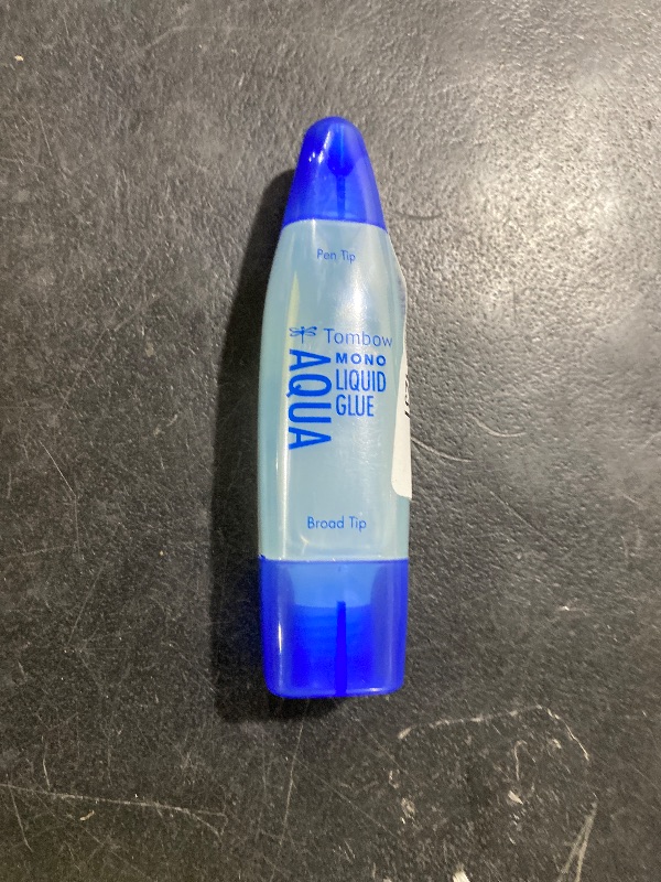 Photo 1 of Tombow 52180 MONO Aqua Liquid Glue, 1.69 Ounce, 1-Pack. Dual Tip Dispenser for Precise to Full Coverage Application that Dries Clear.