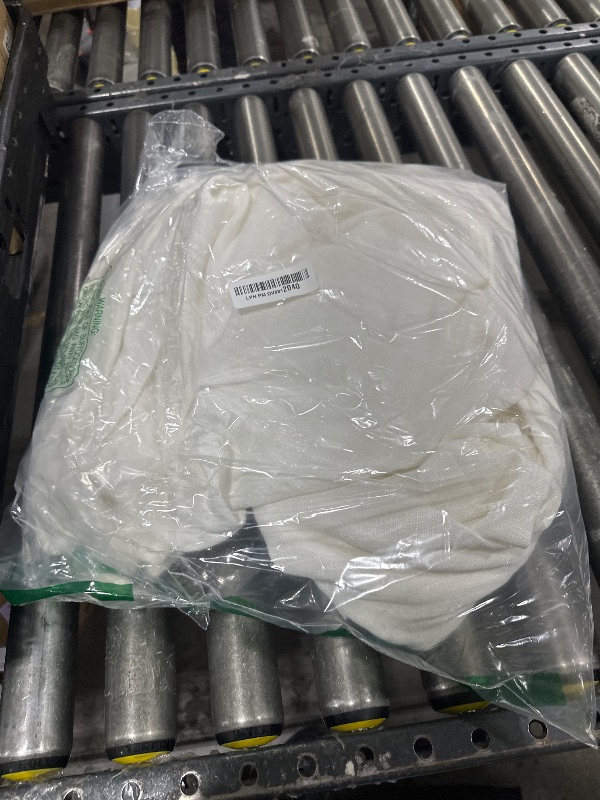 Photo 1 of white bed sheet 
size unknown 