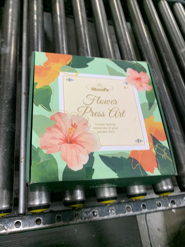 Photo 1 of Aboofx Flower Press Kit, Craft Kits 11"x11" 10 Layers Wooden Flower Pressing Kit for Crafts Pressed Flowers and Plant for DIY Art, Preservation for Bookmark Frame Wedding Flower Drying