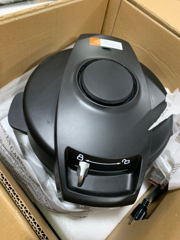 Photo 1 of Instant Pot Duo Crisp Ultimate Lid,13-in-1 Air Fryer&Pressure Cooker Combo, Sauté, Slow Cook, Bake, Steam, Warm, Roast, Dehydrate, Sous Vide&Proof, App With Over 800 Recipes,1500 watts,6.5 Quart,Black