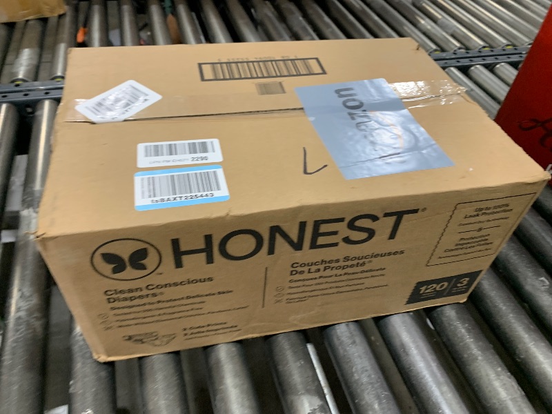 Photo 1 of The Honest Company Clean Conscious Diapers for Delicate Skin | Up to 100% Leakproof | Hypoallergenic, Fragrance Free | Girl Prints | Super Club Box, Size 3 (16-28 lbs), 120 Count (Prints May Vary)