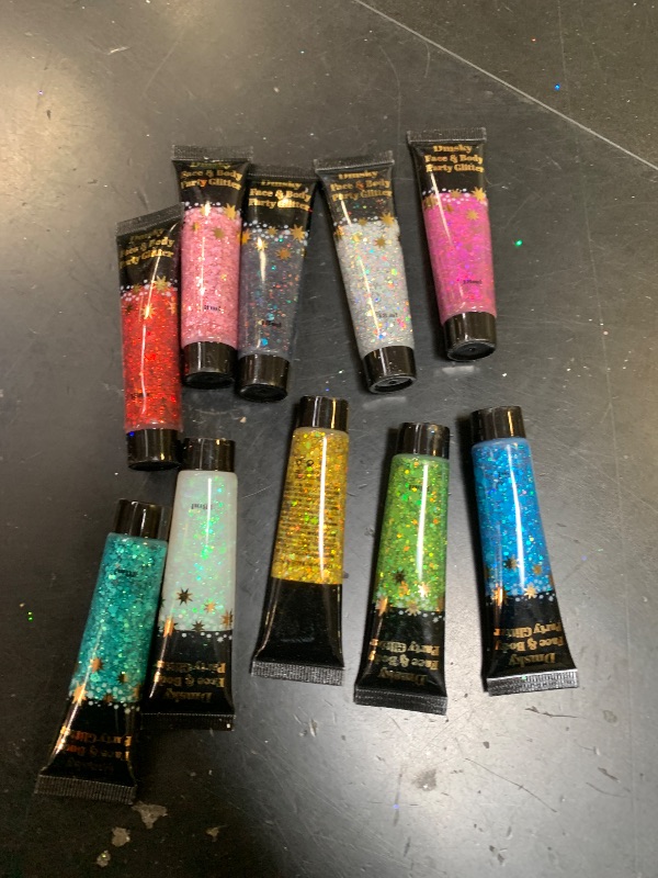 Photo 1 of 10 CT FACE AND BODY GLITTER