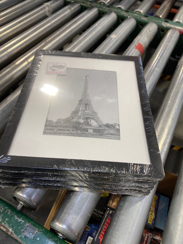 Photo 1 of 11x9inc 4 PCS picture frames 