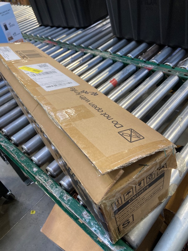 Photo 1 of 5' Pre-Lit Artificial Christmas Tree Premium Hinged w/ 150 LED