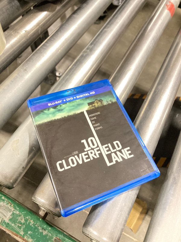 Photo 1 of 10 Cloverfield Lane [Blu-ray] [Region 1] [Blu-ray]