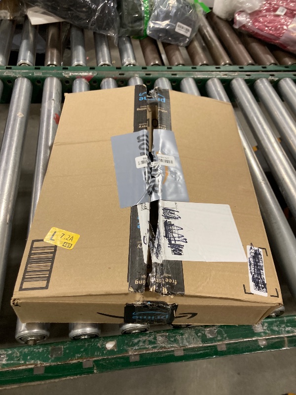 Photo 1 of Decorative Garden Fence 17in (H) x10ft (L), Arched Rustproof Metal No Dig Fence for Dogs & Rabbit, Ornamental Animal Barrier for Flower Beds, Border Panels Fencing for Yard & Patio Outdoor Decor