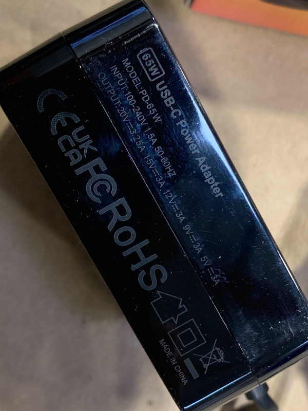 Photo 1 of 65W USB C Power Adapter, Fiattigear Type C Power PD Wall Fast Charger Compatible with Mac Book Pro, Dell Latitude, Lenovo, Huawei Matebook, HP Spectre, Acer Chromebook and Any Laptops or Smart Phones1