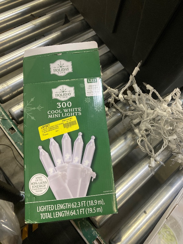 Photo 1 of 300 Cool White Mini Lights