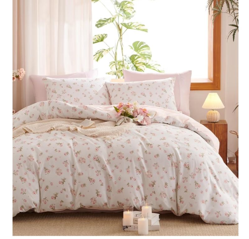 Photo 1 of FULL SIZE 3 PIECE ERWINMU FLORAL COMFORTER SET (SATIN FABRIC)