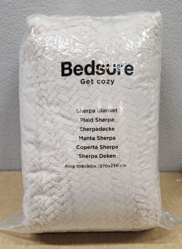 Photo 1 of KING SIZE BEDSURE SHERPA FLEECE BLANKET TAN