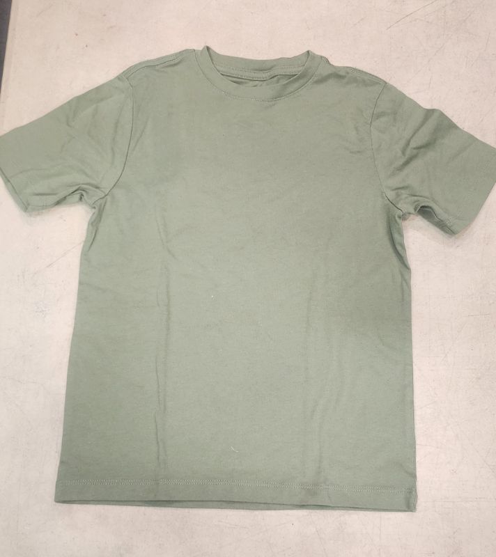 Photo 1 of SIZE M (8) KIDS SHORT SLEEVE TSHIRT