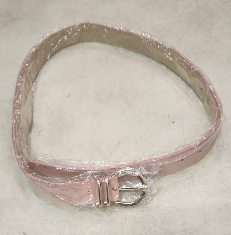 Photo 1 of SIZE M WOMEN'S FASHION BELT