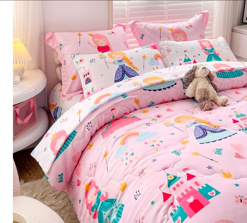Photo 1 of 4 piece TWIN SIZE KIDS COMFORTER SET, INCLUDES 3 PIECE SHEET SET AND 1 COMFORTER