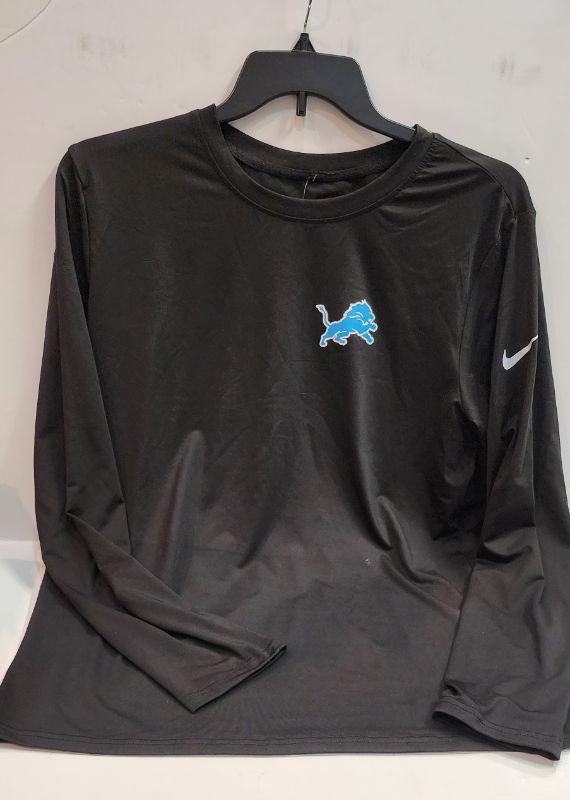 Photo 1 of SIZE XL DETROIT LIONS 2025 NIKE PERFORMACE LONG SLEEVE TSHIRT