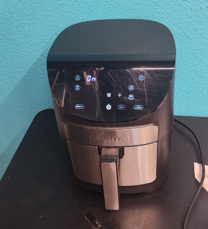 Photo 1 of 60qt GOURMIA DIGITAL AIR FRYER