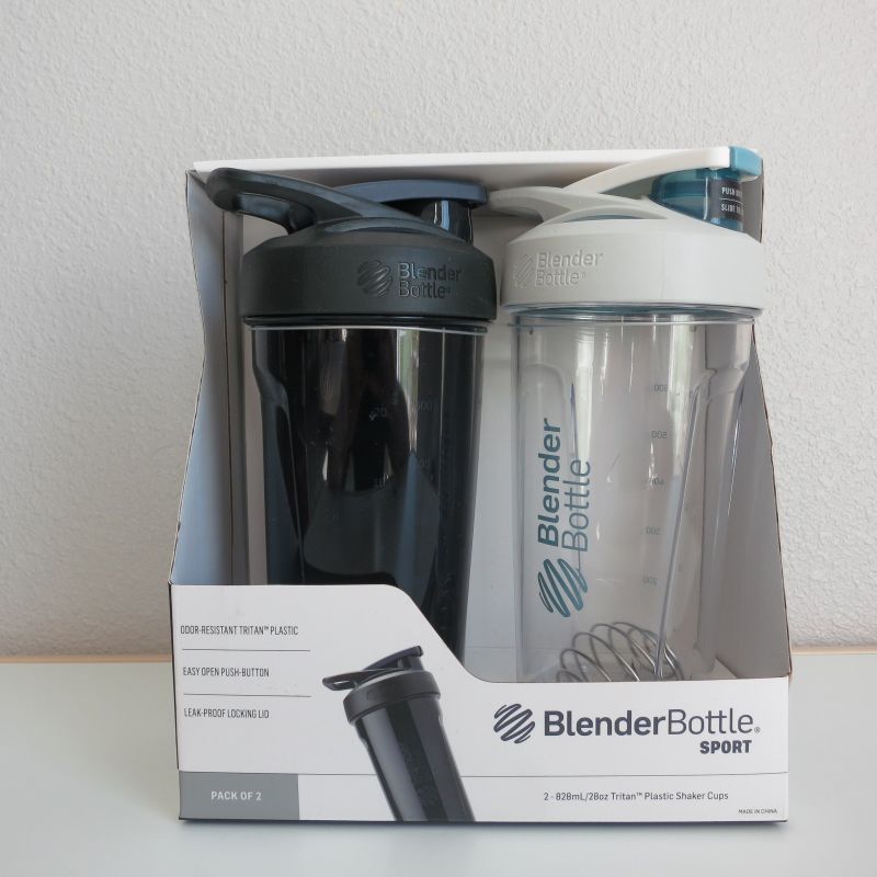 Photo 1 of Blender Bottle Strada Shaker Bottle, 2-pack / Black & Clear