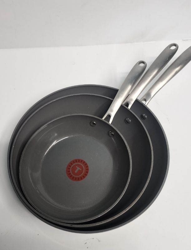 Photo 1 of T-fal Ceramic Non-Stick Frypan Set, 3-piece