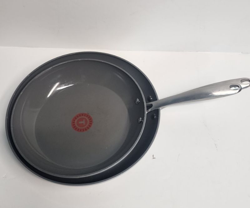 Photo 1 of T-Fal 8.5" & 11" Ceramic Nonstick Frypan Set
