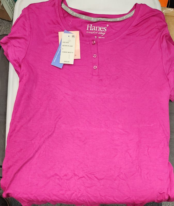 Photo 1 of SIZE S HANES COMFORT SLEEP WOMEN'S TSHIRT