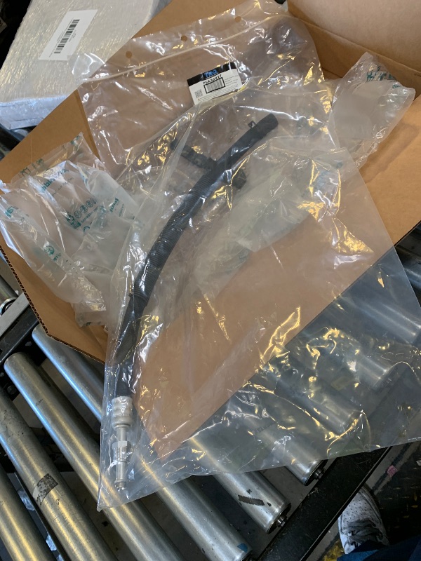 Photo 1 of  Pressure & Return Power Steering Hose