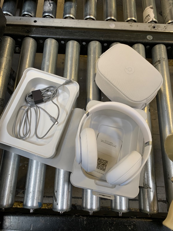 Photo 1 of Beats Studio Pro - Premium Wireless Over-Ear Headphones- Up to 40-Hour Battery Life, Active Noise Cancelling, USB-C Lossless Audio, Apple & Android Compatible - Matte White