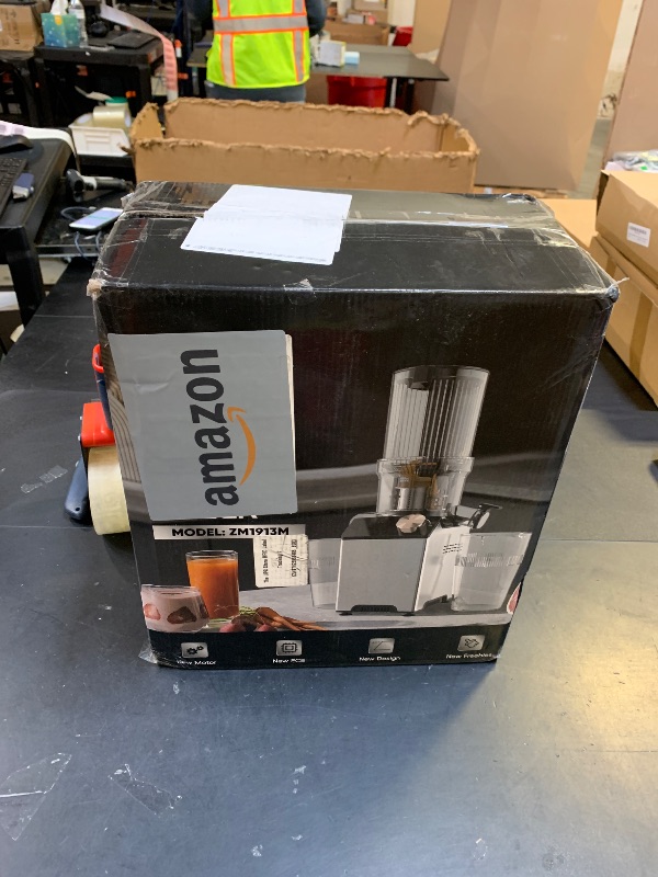 Photo 1 of WHUTO Cold Press Juicer, Wide Feed Chute Juicer Machines, Stainless Steel Slow Masticating Juicers Easy to Clean, Vegetables & Fruits Juice Extractor, High Juice Yield, Silver Color Knob