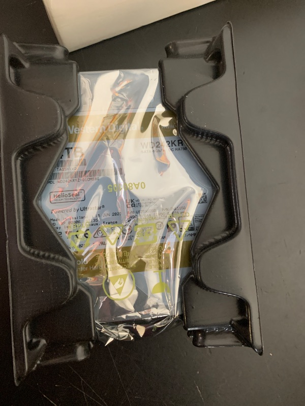 Photo 1 of Western Digital 24TB WD Gold Enterprise Class SATA Internal Hard Drive HDD - 7200 RPM, SATA 6 Gb/s, 512 MB Cache, 3.5" - WD242KRYZ