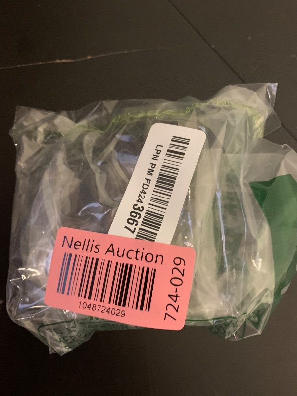 Photo 1 of 1 Pcs Large Microphone Clip, Adjustable Mic Holder for Stand, Mic Clip for Most Condenser and Wireless Microphones with Outer Diameter Range 1.1" from 2.3", with 5/8" Male to 3/8" Female Screw Adapter