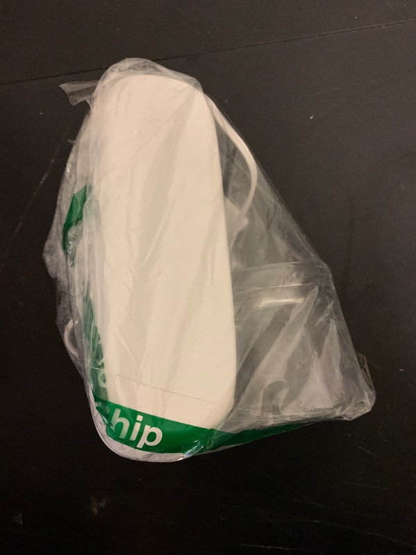 Photo 1 of Philips Sonicare DiamondClean Smart 9300 Electric Toothbrush, Sonic Toothbrush with App, Pressure Sensor, Brush Head Detection, 4 Brushing Modes and 3 Intensity Levels, Rosegold, Model HX9903/65