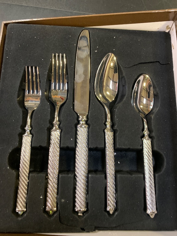 Photo 1 of KINGSTONE Retro Rope-Pattern Silverware Set, 30-Piece Flatware Set Cutlery Set Forged with Handcrafted Texture Handles 18/10 Stainless Steel, Dishwasher Safe